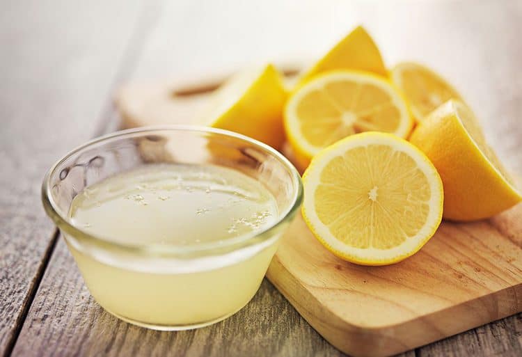 الزبادي وعصير الليمون