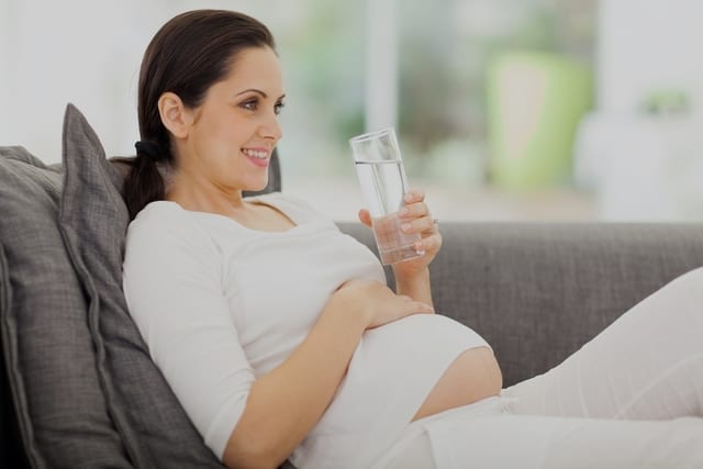 5 طرق طبيعية للتخلص من الغثيان والدوار أثناء الحمل 
