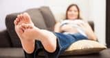 10 طرق لـ علاج انتفاخ القدمين عند الحامل